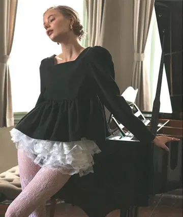 발레리나 레이스 상의 DONOBAN