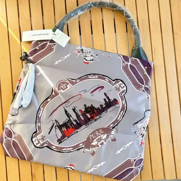 SAC 그레이 도시 실루엣 토트백