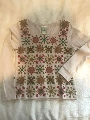 시빌라 모티브 자수 니트 크리스마스 M