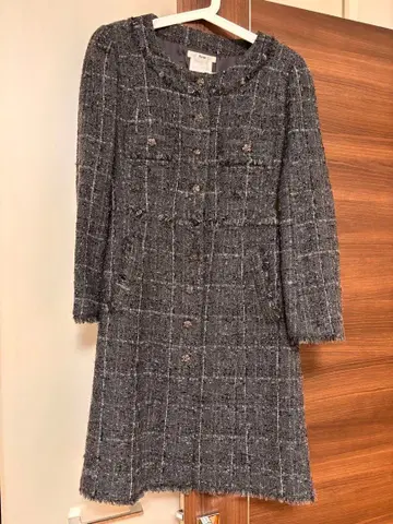 트위드 체크 무늬 롱 코트