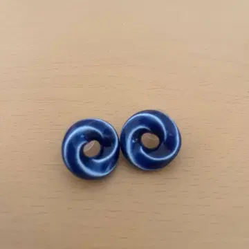 미노야키 타일 쿠루리 귀걸이 [나나요샤]