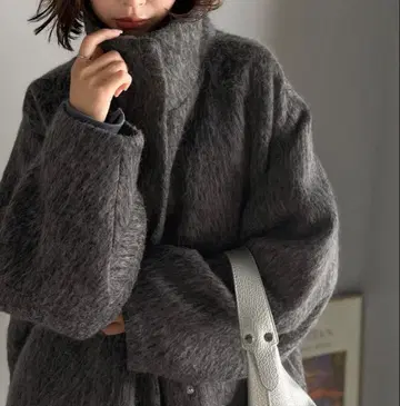 그레이 울 혼방 하이넥 자켓