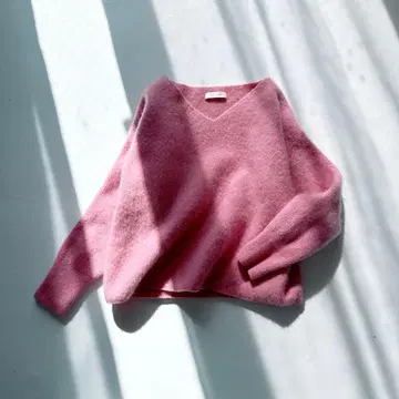 [컨디션 최상] 라운지 드레스 V넥 니트 숏 기장 캐시미어 100% 핑크