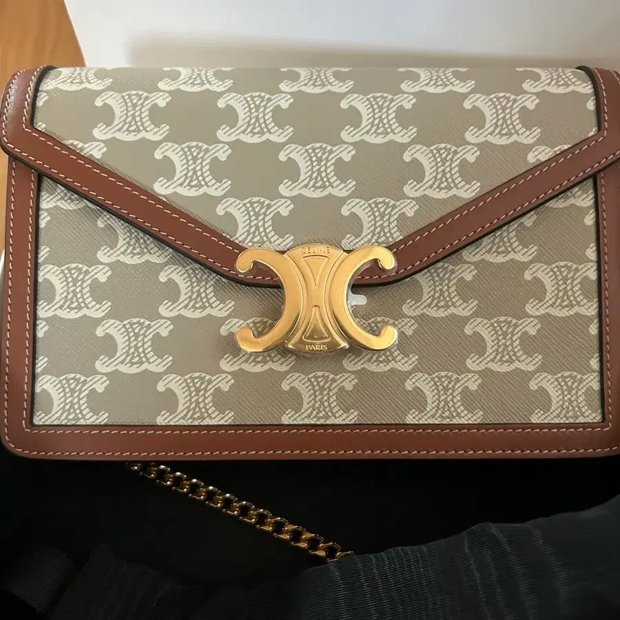 Seline Margo Chain Wallet