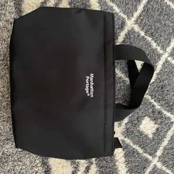 맨하탄 포티지 숄더백 블랙