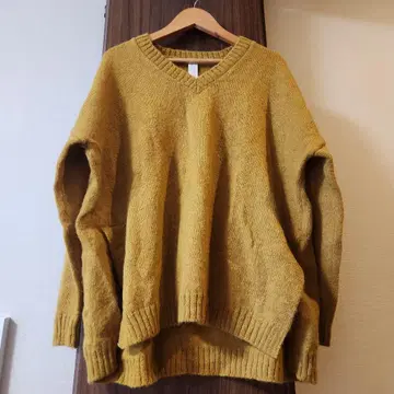 so 니트 새상품급 머스타드 계열