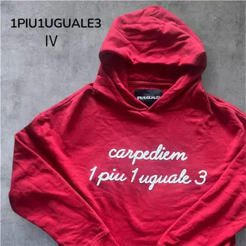 1PIU1UGUALE3 레드 후드 부착 후드티