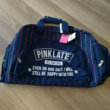 택 포함 PINKLATTE 스트라이프 보스턴 백 45L