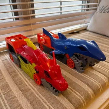 핫휠 시티 배틀링 크리처 트랜스포트 자동차 16대