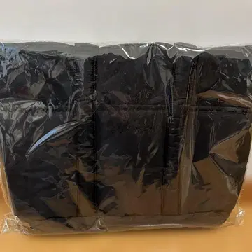 블랙 나일론 토트백