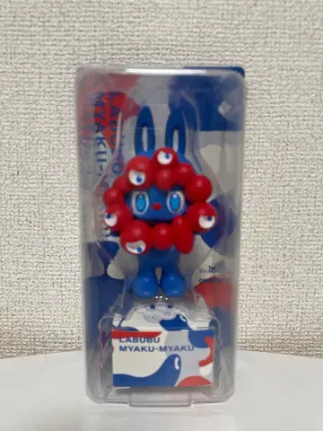 LABUBU MYAKU-MYAKU 스트랩 포함 피규어