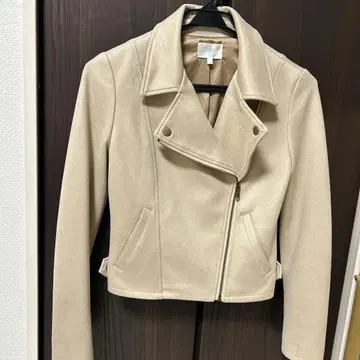 베이지 스웨이드풍 라이더 자켓