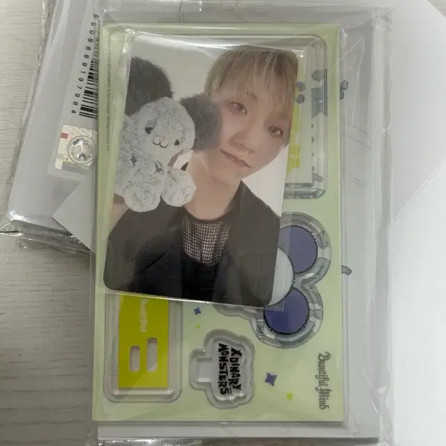 엑디즈 건일 드럼 뱃지+아크릴스탠드 엑스디너리히어로즈