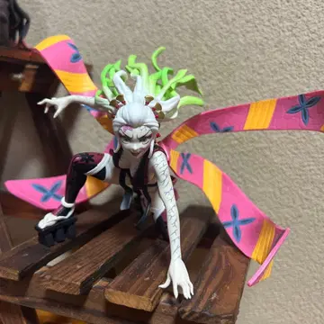 귀멸의 칼날 다키 피규어 2점