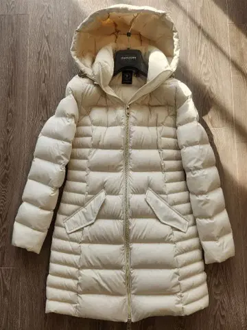 Cape Horn 후드 부착 다운 자켓 아이보리