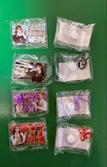 ME:I 미아이 봐 이거! 4개 세트