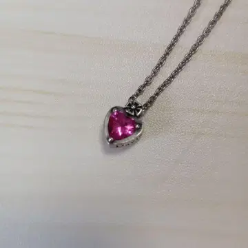 저스틴 데이비스 BRIGETTE 목걸이 크라운 하트