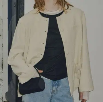 GIUNON 컬러리스 트위드 자켓 아이보리 아우터 노카라