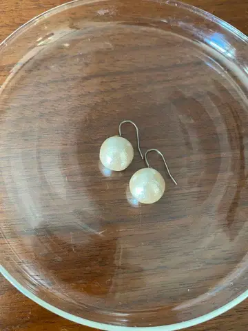 petite robe noire 코튼 펄 귀걸이 미사용