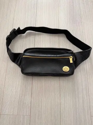 오로비안코 숄더 바디백