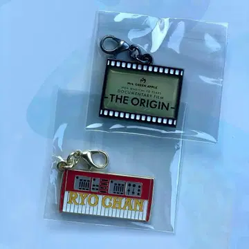 미세스 그린애플 랜덤 메탈 참 C D