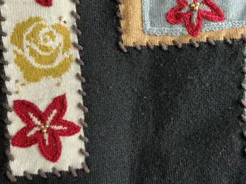 무늬 꽈배기 니트 스웨터