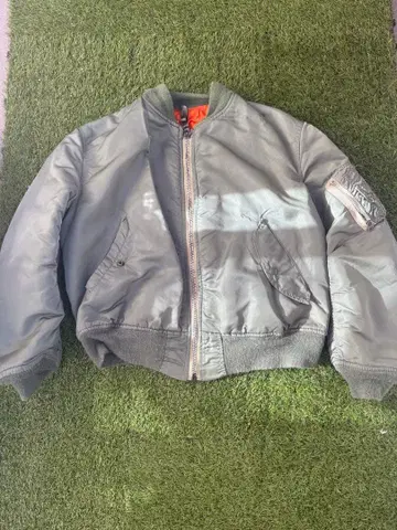 올리브 그린 MA-1 플라이트 자켓