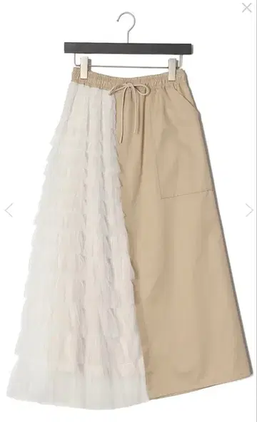 [모니레] 티어드 프릴 롱 스커트 베이지 화이트