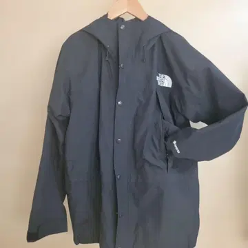 THE NORTH FACE 블랙 마운틴 파카 S