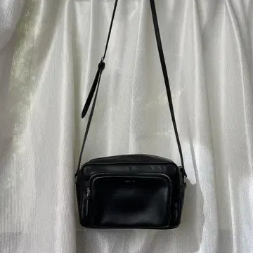 아네스베 숄더백