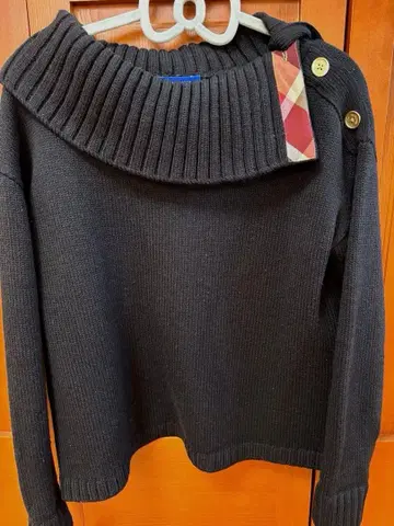 BLUE LABEL 블랙 스웨터 38