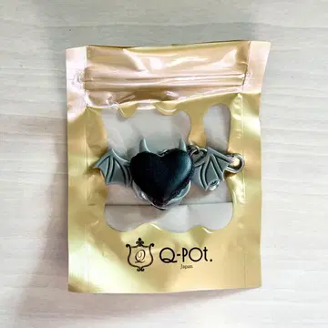 [ Q-pot. ] 데빌 하트 블랙세서미 키체인 블랙
