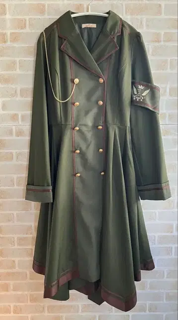 미사용 Amavel Valiant Knight 헴라인 원피스 카키