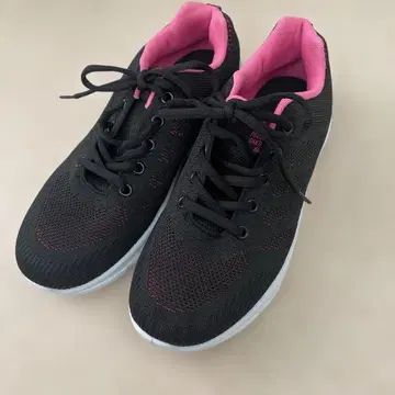 여성용 스니커즈 미사용