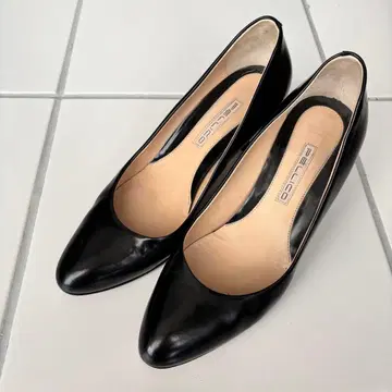 펠리코 펌프스 블랙 검정 37.5 24cm 24.5cm