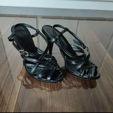 BALLY 하이힐 블랙 스트랩 포함 23cm 발리