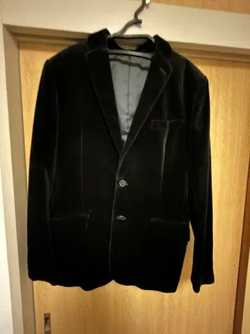 블랙 벨벳 테일러드 자켓 그린 라벨