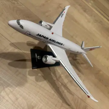 25cm JAL 비행기 빛나는 피규어 JA787A 받침대 포함 모형
