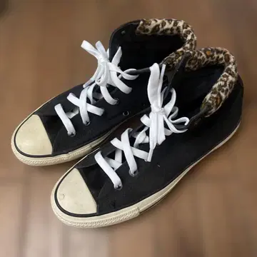 블랙 컨버스 하이컷 스니커즈 레오파드 무늬