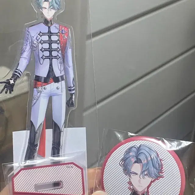 니지산지en 프리오도르 아크릴 스탠드+캔뱃지 웰컴 세트