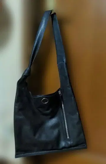 필립림 블랙 가죽 숄더백