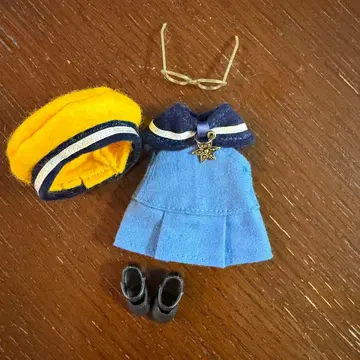 마드모아젤 야아코 푸치 야아코짱 의류