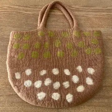 펠트백 토트백 도트 도트