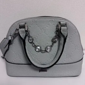 pium 피 비쥬 장식 모노그램 미니백