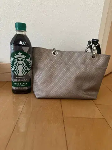 un jour un sac 그레이 토트백