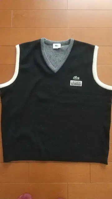 LACOSTE V넥 슬리브리스 베스트 사이즈 5