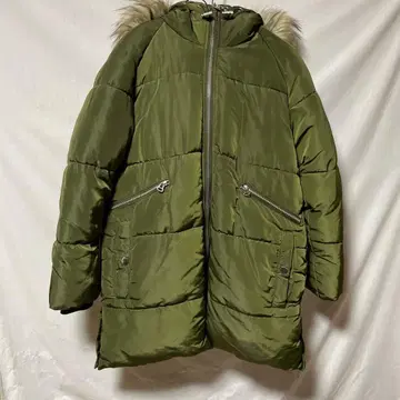 ZARA 올리브 그린 퍼 다운 자켓