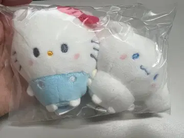 산리오 캐릭터즈 니코 키링 헬로키티 x 시나모롤