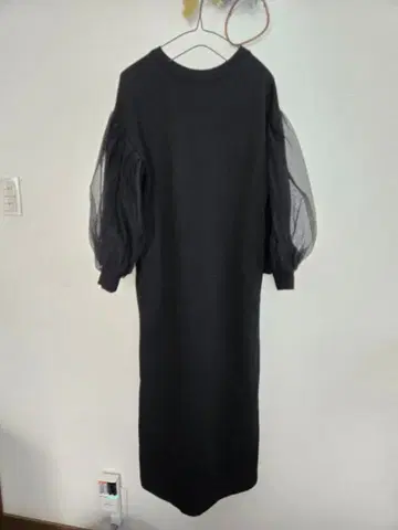 라운지 드레스 튤 맨투맨 원피스 블랙