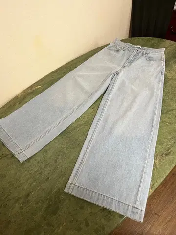 새상품급 레어 PLST 라이트 블루 와이드 데님 사이즈 M